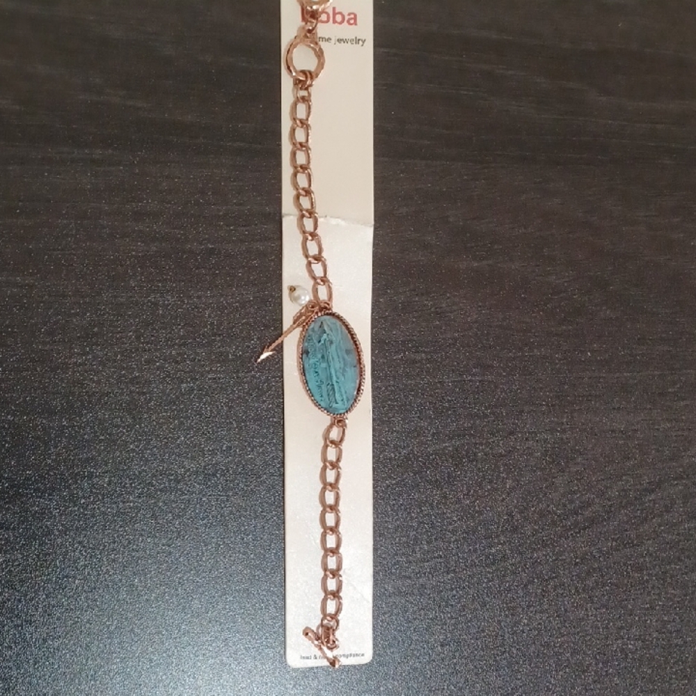 Chic Turquoise and Rose Gold Bracelet - Picture 2 of 2